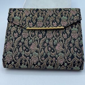 Vintage Larcazy, 230.Ruede Rivoli, Paris brocade wallet.